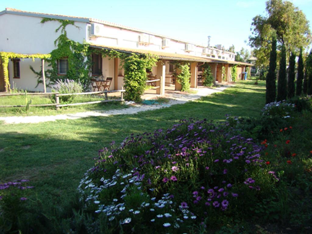 Borgo S.Maria Di Vulci Affittacamere Montalto di Castro Esterno foto