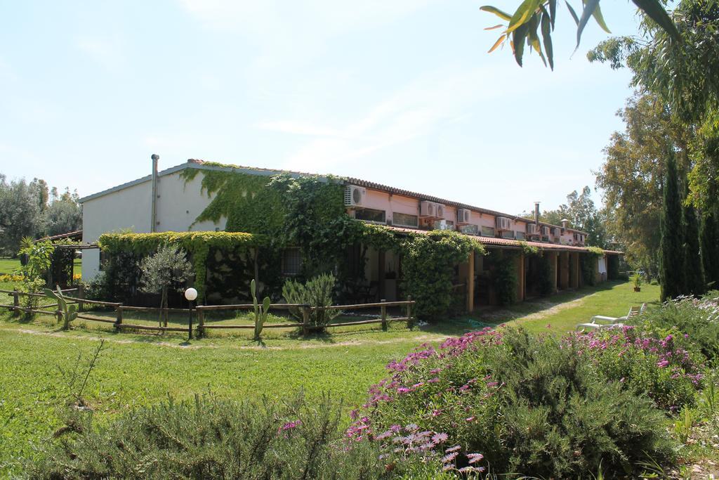 Borgo S.Maria Di Vulci Affittacamere Montalto di Castro Esterno foto